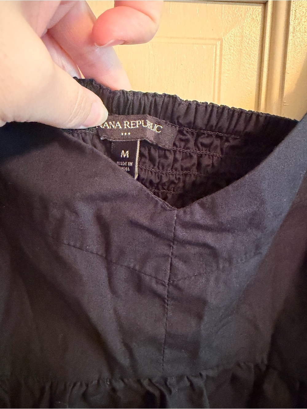 Banana Republic Black Peplum Puff-Sleeve Blouse with Sweatheart neckline - Picture 5 of 10